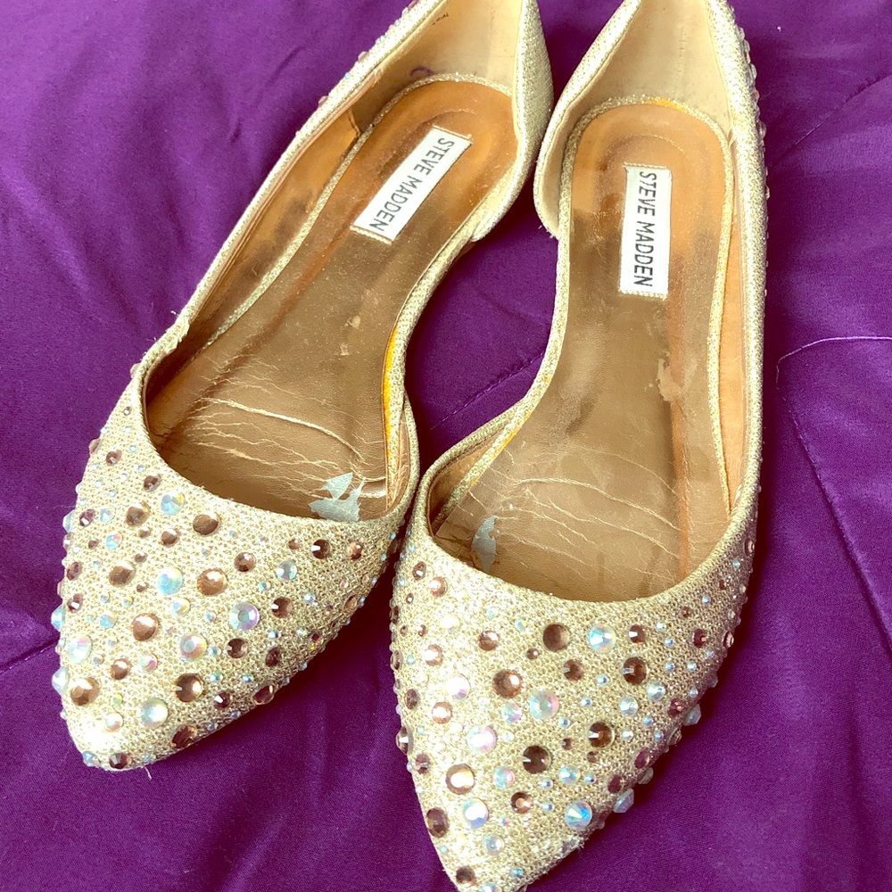 Steve Madden beaded flats size 6.5M super cute!